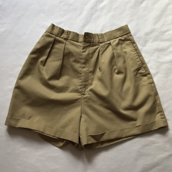 Private Concepts - Tan pleated shorts - Picture 1 of 6